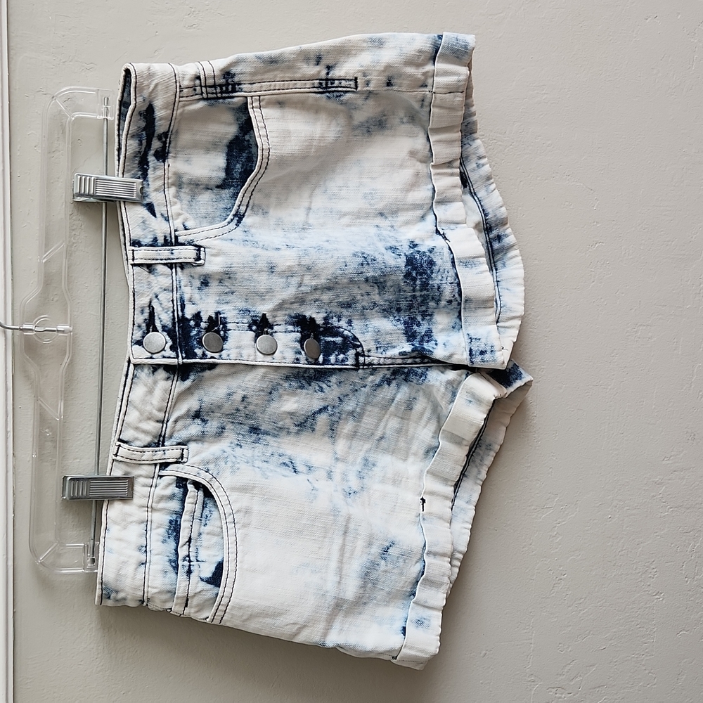 Forever 21 Acid Wash Denim Shorts